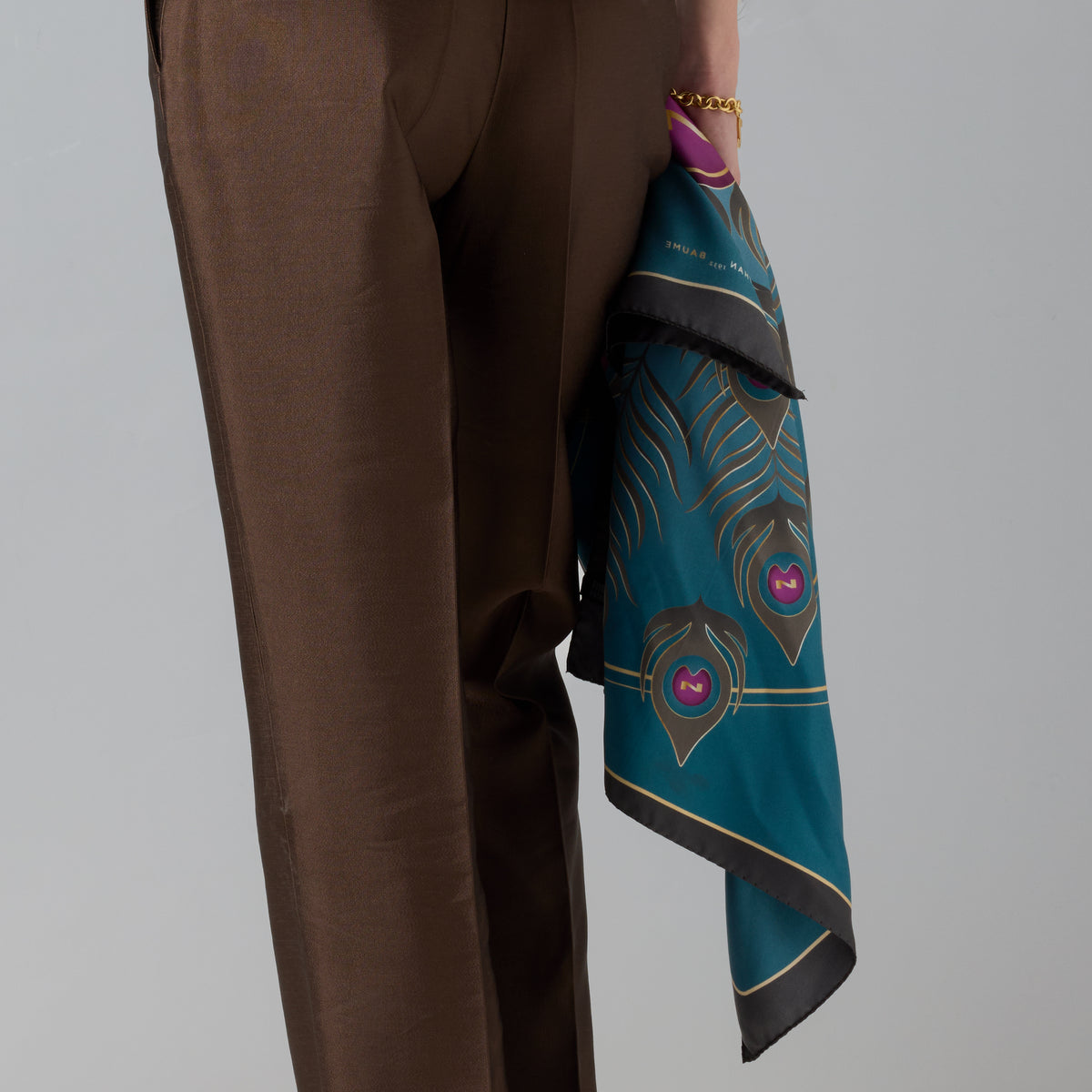 Royal Scarf
